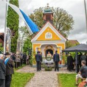 Erinnerung an Kriegsopfer hochhalten