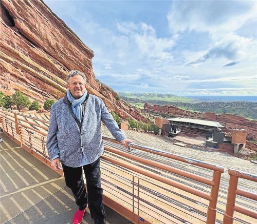 Zwischen den roten Felsen im Red Rocks Park: Der Münchner Dirigent Mark Mast hat einen Traum – hier mal auftreten. Fotos Christian Deutschländer