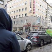 Die Fänge der Mädchen-Gang