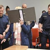 Ein Auftragskiller  für den Ehemann?