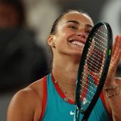 Sabalenka stürzt die Königin