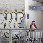 Ciao zum Bahnhofs-Grau