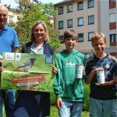 Schüler sammeln für gefährdete Arten