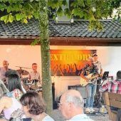 Rockmusik im Biergarten