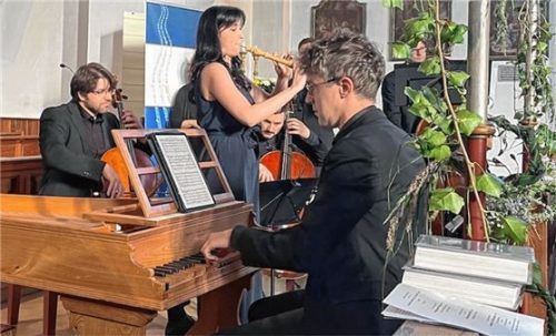 Das Ensemble Concerto München unter Leitung von Johannes Berger am Cembalo und der Solistin Bettina Simon an der Barockoboe.Foto kirchner