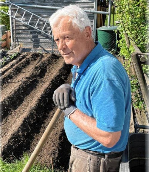 Das Garteln war eine seiner vielen Leidenschaften: Alfons Lotter. Foto privat
