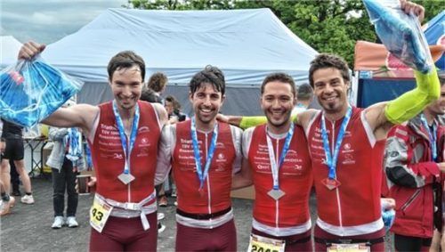 Das Rosenheimer Landesligateam: Korbinian Sautter, Manuel Maier, Moritz Spitz und Leonhard Mandl (von links). Foto BaderMainzl TriTeam