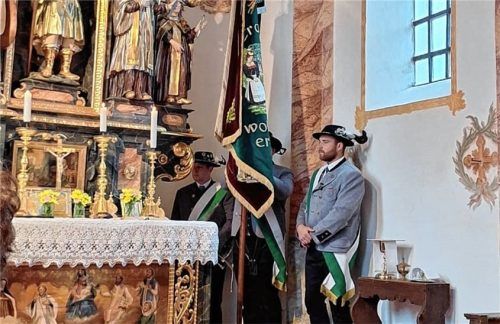 Das traditionelle Gedenken an verstorbene Mitglieder fand im Vorfeld statt. Foto re