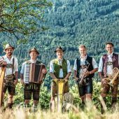 Chieming lädt zum großen Musikantentreffen mit über 120 Teilnehmern