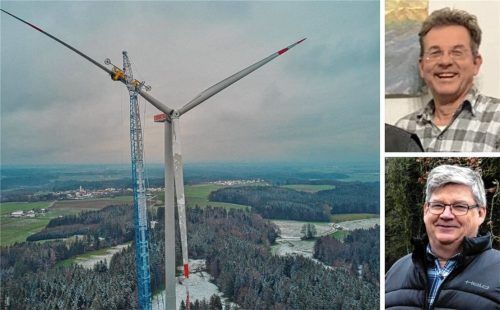 Der Aufbau des 250 Meter hohen Windrads kurz vor Weihnachten 2024 war ein großes Spektakel. Mittlerweile produziert die Anlage, sehr zur Freude von Geschäftsführer Florian Lechner (unten), Strom. Was allerdings nicht jeder gut findet, wie beispielsweise Roland Zeddies, Vorsitzender der AfD Mangfalltal. Fotos Schmuck/Merk/Re