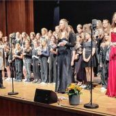 Mädchenrealschule begeistert mit Weltmusik