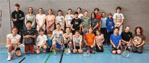 Die 20 Nachwuchssportler beim Schleiferlturnier der Jugend.Foto re