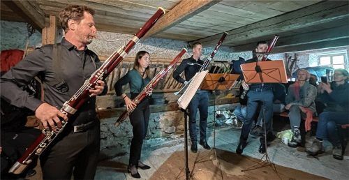 „FaGöttliches“ mit (von links) Moritz Winker, Adriana Goncalves, Johannes Hofbauer und Romain Lucas gab es auf der Rauchalm.Fotos kirchner