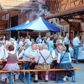 Nußdorfer Schiffleut zeigen sich in Feierlaune
