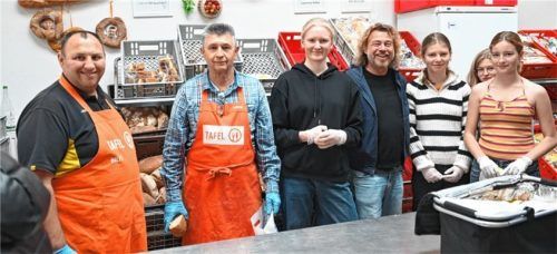 Gemeinsame Freude über eine gelungene Zusammenarbeit. Foto re