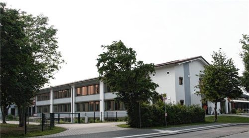 In der jüngsten Schulverbandsversammlung wurden die Abschlussrechnungen der Grund- und Mittelschule Chieming aufgearbeitet und die Jahresrechnung für das Haushaltsjahr vorgelegt. Foto Zandl