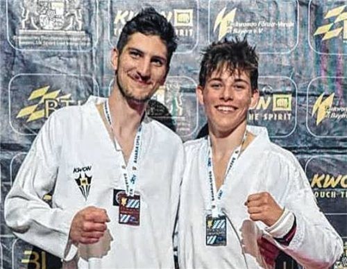 Jan Hacker und Simon Seltmann (von links) kämpften sich bei den Bavarian Open auf das Podium.re