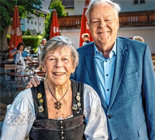 Jubilare: Helga Bauer und ihr Zwillingsbruder Hans Hettche. Foto nitzsche