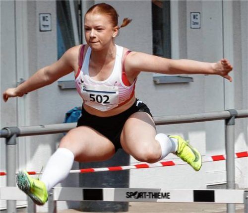 Laura Reichl vom VfL Waldkraiburg siegte über 100 Meter Hürden der Jugend U20 in München.Foto Ludwig Stuffer
