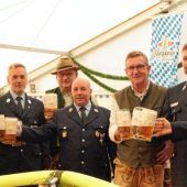Kaiserwetter und Kanonenschuss zum Festbeginn