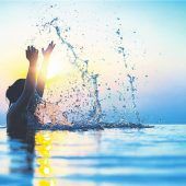 Die Poolsaison umweltfreundlich gestalten