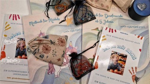 Ratgeber, Malbücher und Antistress-Säckchen: Auf Sandra Barons Webseite „ChaosMitPlan“ bietet sie gemeinsam mit ihrer Tochter neben Erfahrungsberichten und Rat einige kleine Dinge an, die Kindern mit ADHS helfen sollen. Fotos Mischner