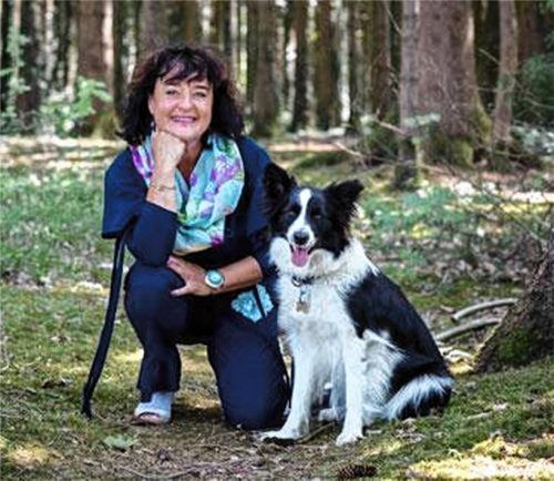 Silvia Baumann und ihre Hündin Nanu sind ein eingespieltes Team. Foto Running Dogs