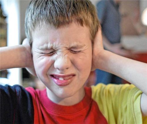 Streitigkeiten von Erwachsenen belasten Kinder. (Symbolbild)Foto IMAGO