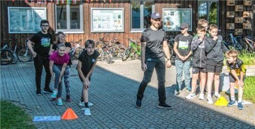 SVO-Vorsitzender Philipp Fuchs beim Staffellaufkommando.