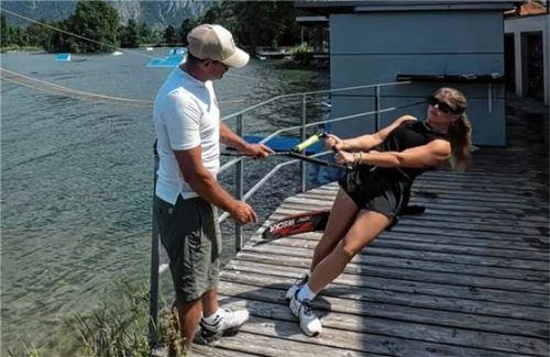 Trainer Juri Rikter und Jana Meier haben in den letzten Wochen an Feinheiten der Technik gearbeitet.Foto re