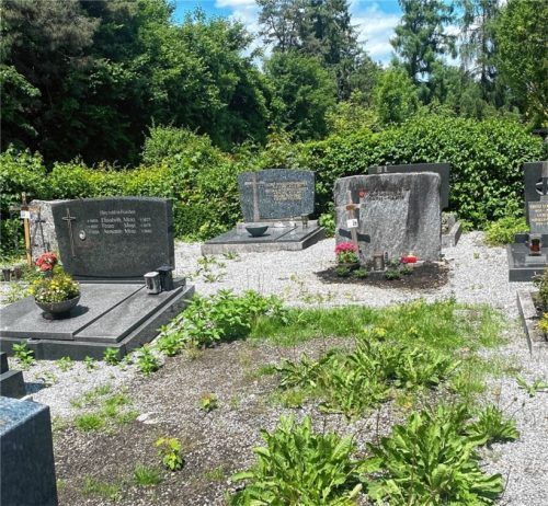 Viele sollen beitragen, dass der Bad Aiblinger Friedhof ansehnlicher wird. Foto Kotter
