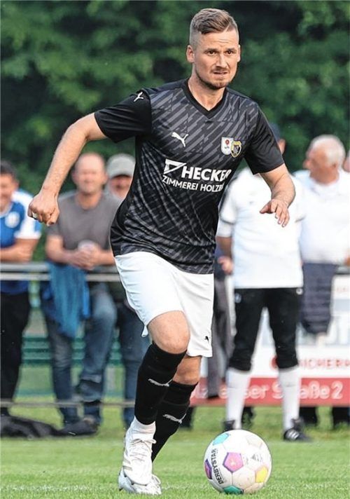Zum Abschied ein Aufstieg? Spielertrainer Andreas Giglberger will mit Tüßling/Teising hoch.Foto Gabi Zucker