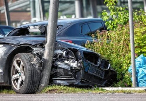 Zwischen Altenmarkt und Stein an der Traun kam es am Samstag zu einem schweren Unfall. Foto 112 News/M. Benje
