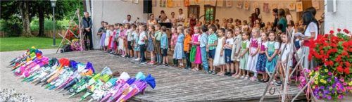33 Kinder verabschiedeten sich von ihrem Kindergarten St. Martin und freuen sich auf das Schulleben. Foto  Flug