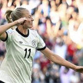 Lea schüllert den DFB zum Sieg