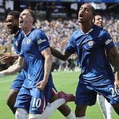Chelsea brüllt sich in den Fußball-Himmel