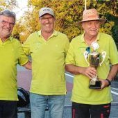 Team Achenfeld gewinnt heiße Stockschieß-Meisterschaft