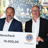 Mega-Spende nach Adventskalender-Verkauf: Lions Club übergibt 10000 Euro an die OVB Stiftung
