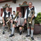 Volksmusik im Brunnenhof