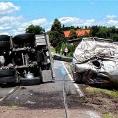 Schwerer Unfall mit Milch-Lkw – Staatsstraße zwischen Stephanskirchen und Vogtareuth gesperrt