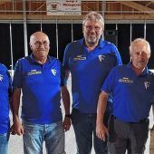 Musik und guter Sport bei Stockschießen in Söchtenau