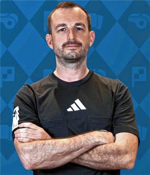 Alexander Schkarlat ist nun der oberste Schiedsrichter-Lehrwart im Bayerischen Fußball-Verband.Foto BFV