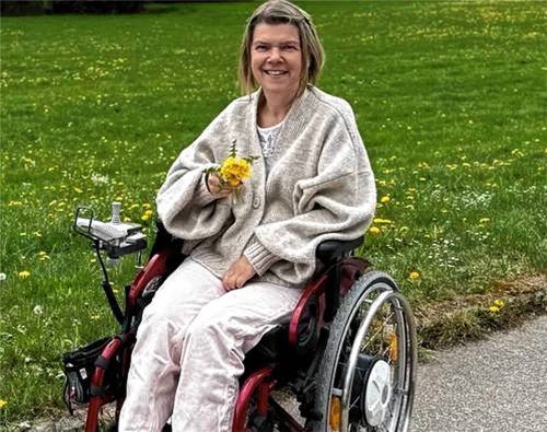 Annett Bärwald ist alleinerziehende Mama aus Feldkirchen-Westerham und kämpft seit 24 Jahren gegen MS. Foto Privat