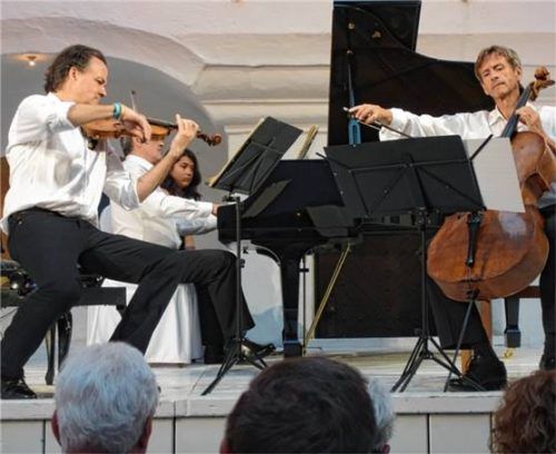 Das Clemente-Trio begeisterte mit Beethoven, Mozart und Schubert.Foto füchtner