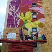 Moderne Lüftlmalerei aus Argentinien an Rosenheims Mauern