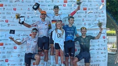 Das Podium in München mit dem Chiemgauer Daniel Schrag (Zweiter von rechts).Foto re