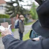 Fünfjähriger Bub mit Spielzeug ans Auto gelockt?