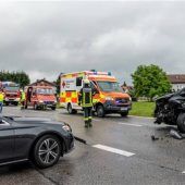 Vorfahrt missachtet – drei Pkw beschädigt