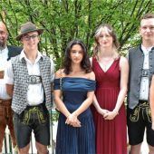Letzte Abschlussfeier auf Schloss Niedernfels