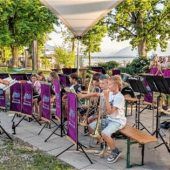 Chieminger Blasmusik am Seeufer